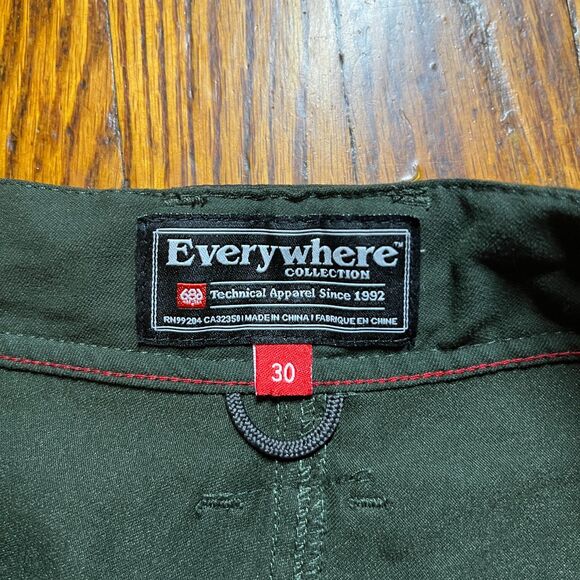 686 Everywhere Collection Hybrid Shorts Men's Size 30 Green Nylon Spandex Active - Picture 3 of 9